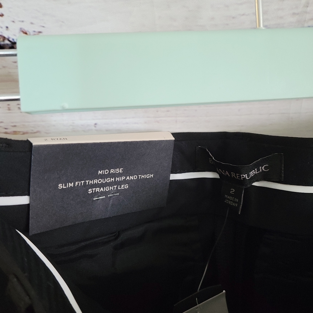 Banana republic NWTS S2 Black Straight Leg Pants - Picture 4 of 4